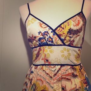 “Vintage” print babydoll style dress.